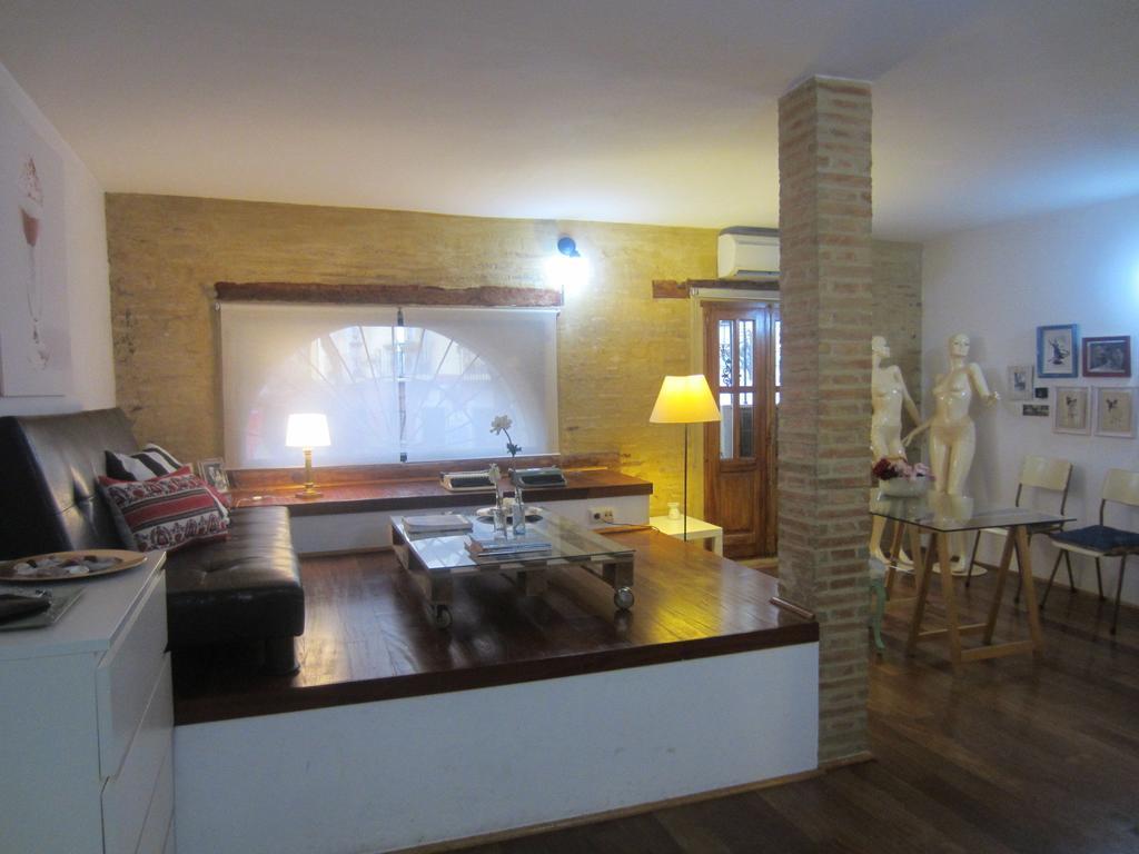 Living Valencia Studio Serranos Room photo